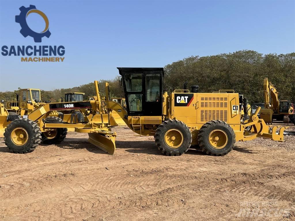 CAT 140 H モーターグレーダー