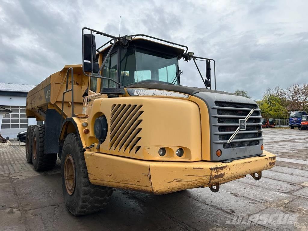 Volvo A 25 E アーティキュレート式ダンプトラック
