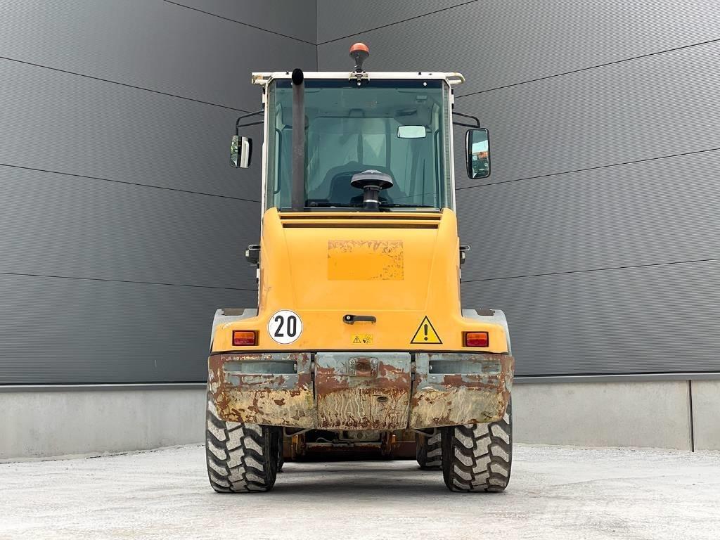 Liebherr L 506 ホイールローダー・タイヤショベル