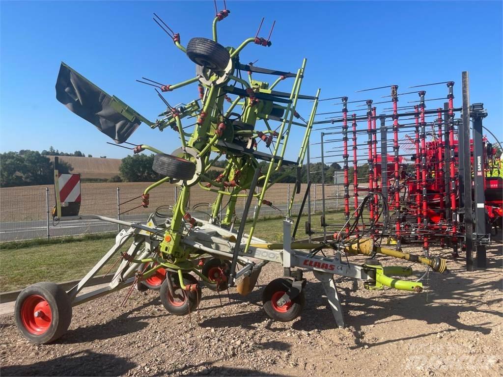 CLAAS Volto 900 T テッダー・テッダーレーキ