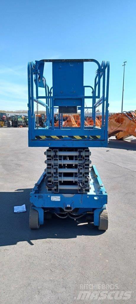GENIE GS4047 シザースリフト