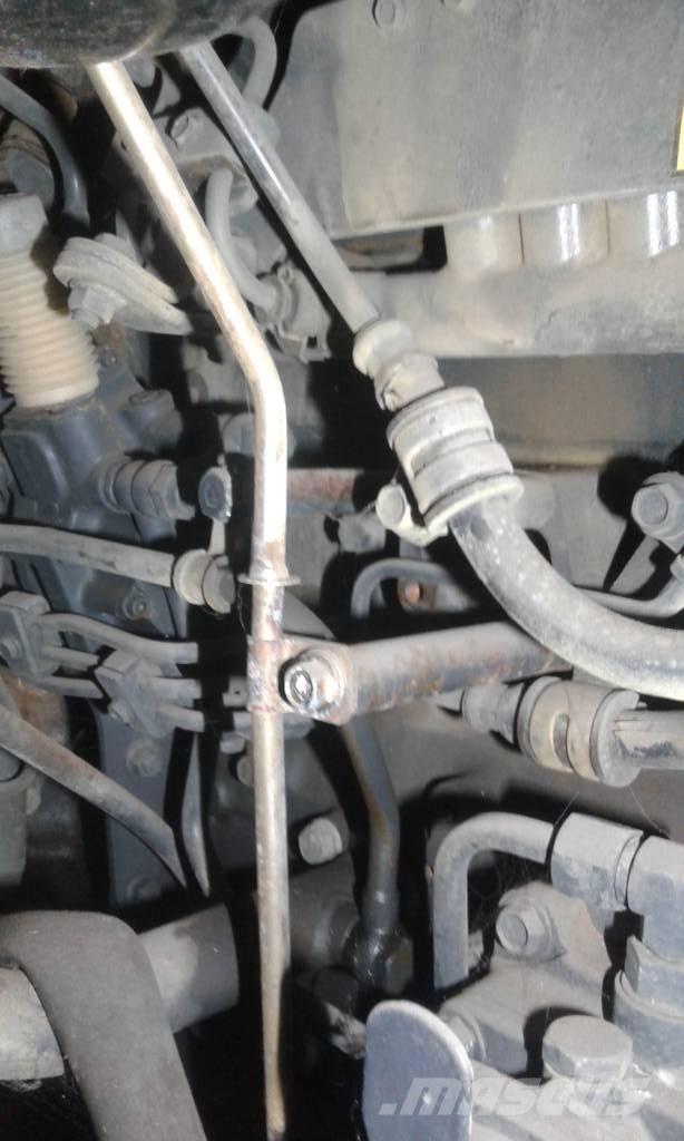 Komatsu SAA6D140E-5 エンジン