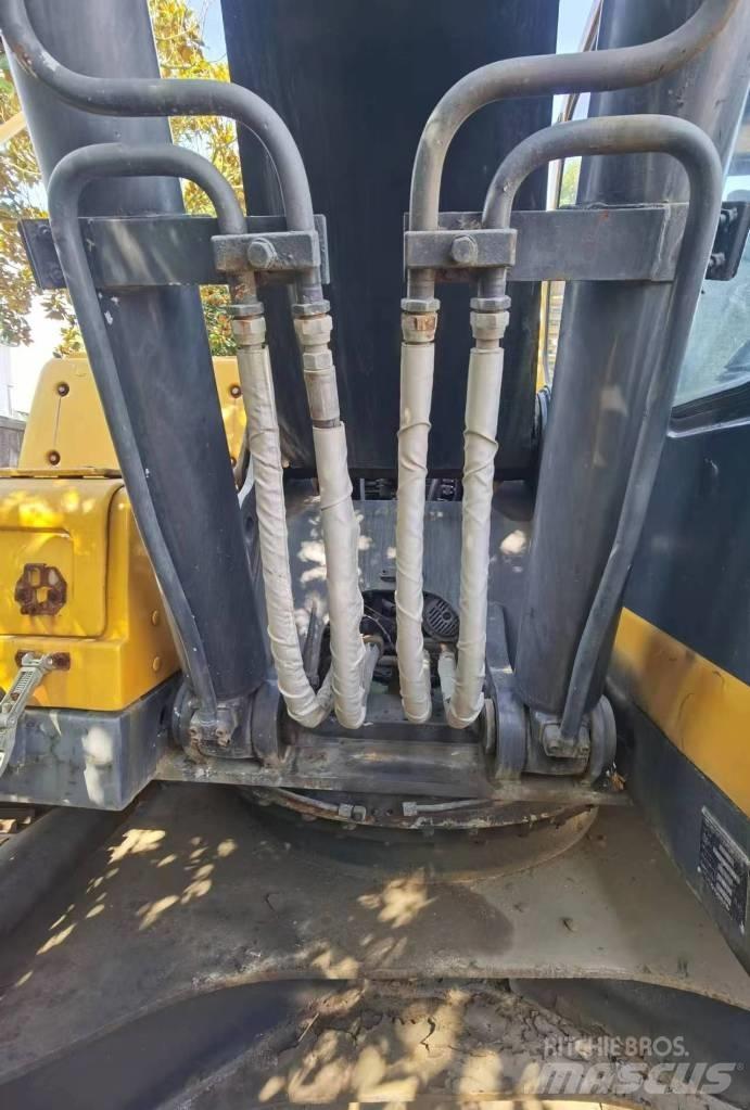 Volvo EC 210 B LC 大型油圧ショベル12t以上（パワーショベル・ユンボ）