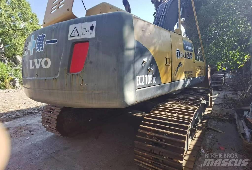 Volvo EC 210 B LC 大型油圧ショベル12t以上（パワーショベル・ユンボ）