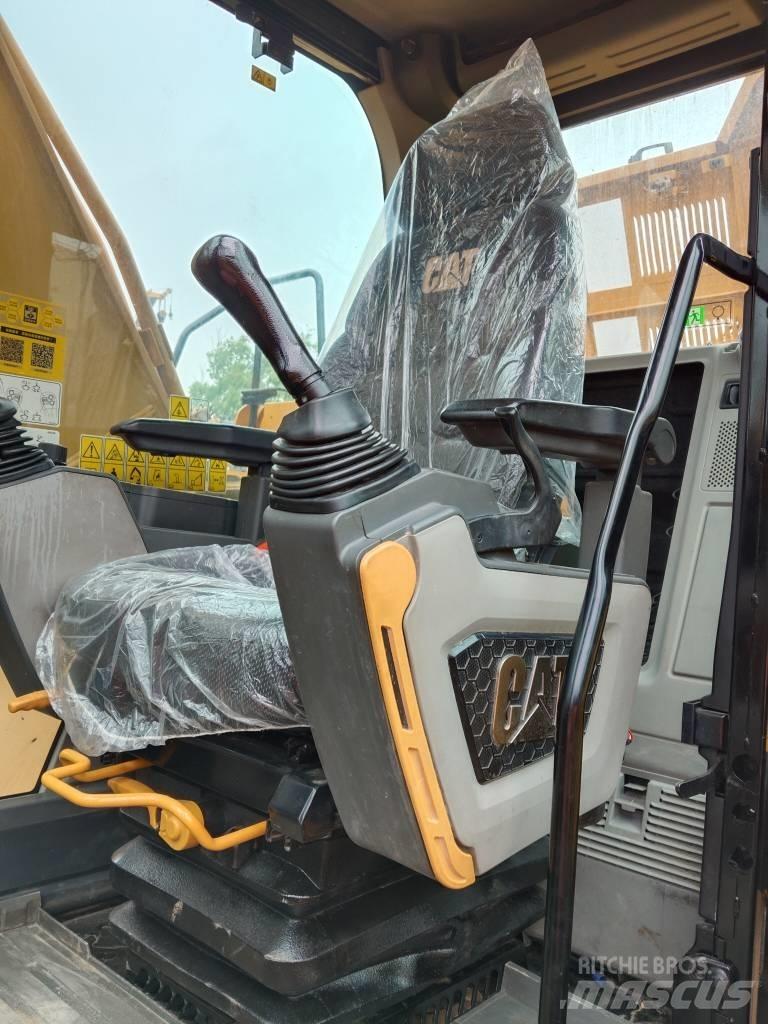 CAT 330 GC 大型油圧ショベル12t以上（パワーショベル・ユンボ）