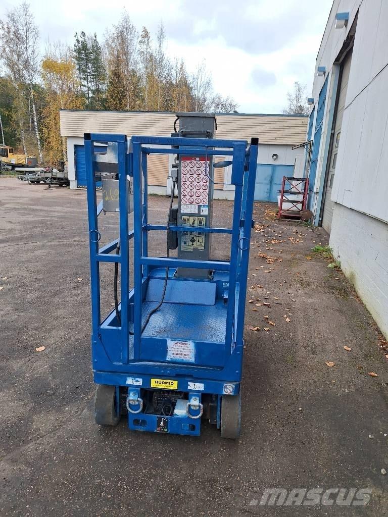 SkyJack SJ 12 シザースリフト