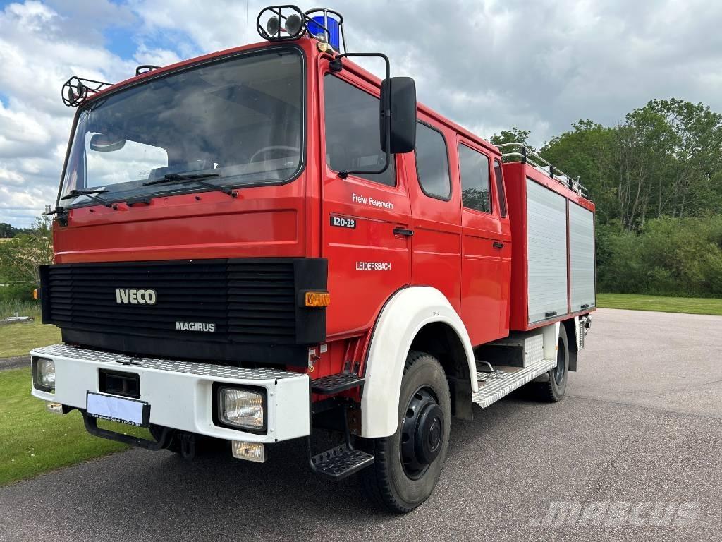 Iveco 120-23 レッカー車