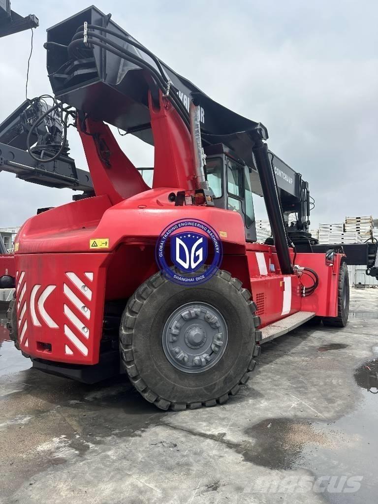 Kalmar DRF 450 リーチスタッカー