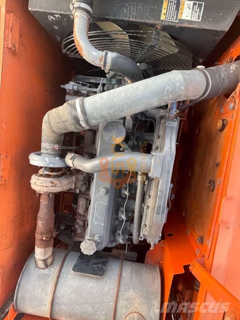 Doosan DH210W-7 ホイール式油圧ショベル（パワーショベル・ユンボ・バックホー）