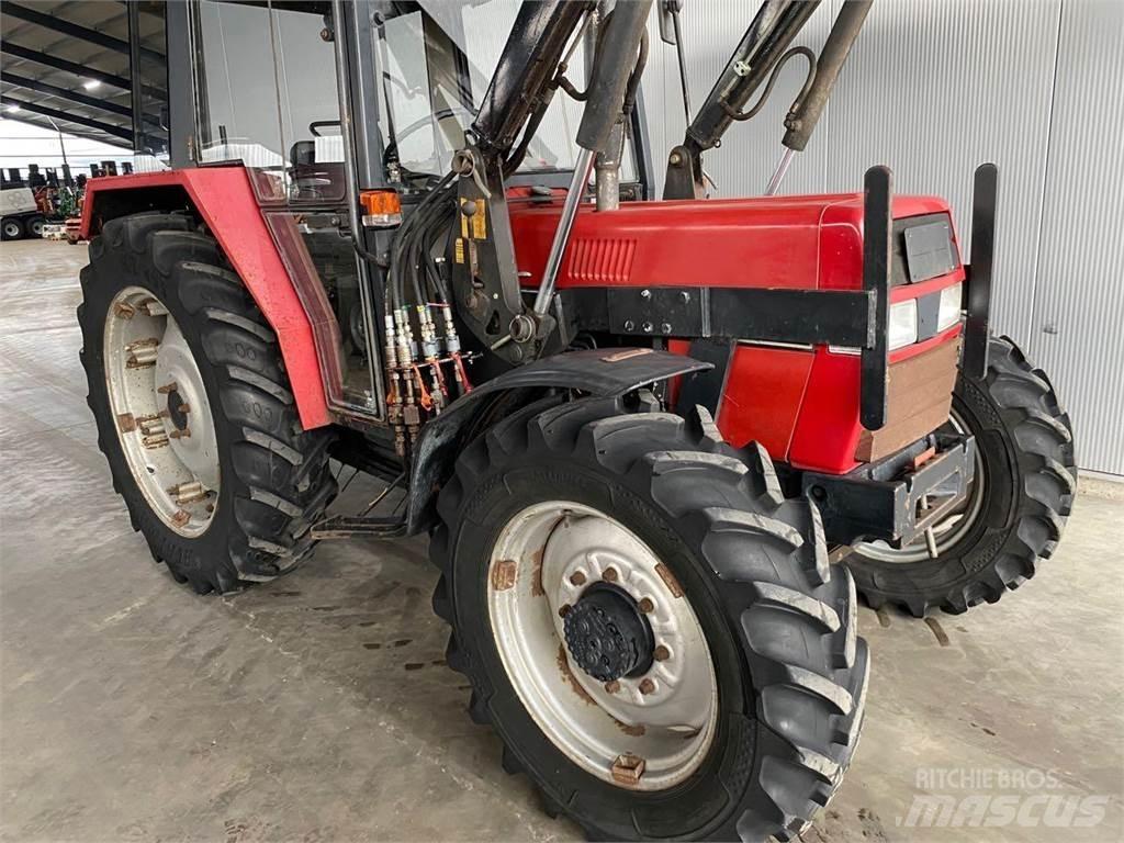 Case IH 840 AS トラクター