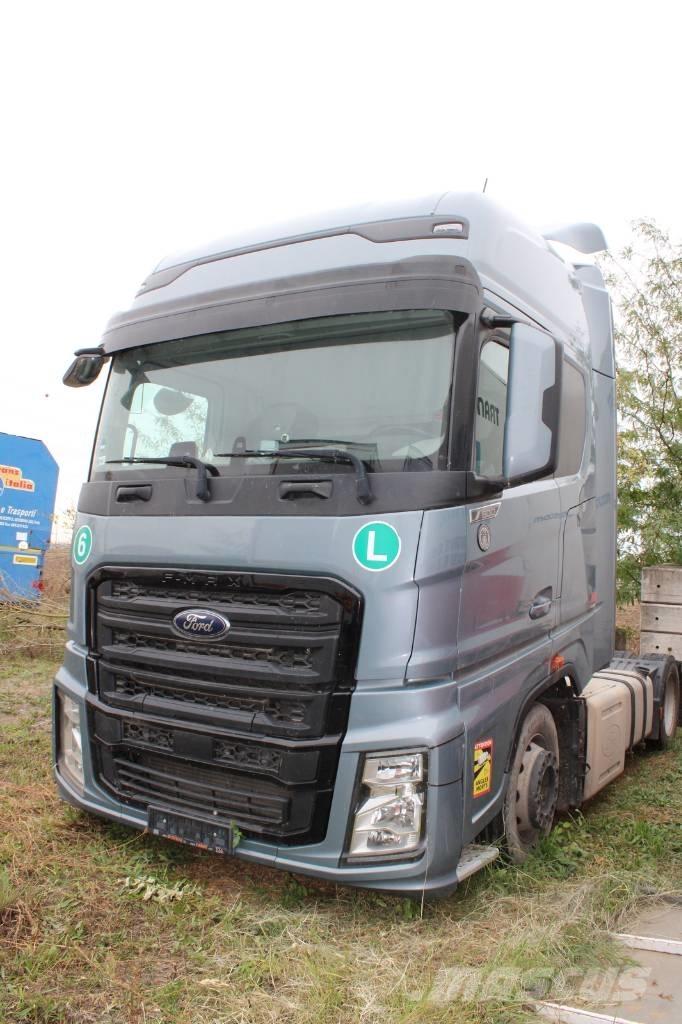 Ford F-Max 中古トラクターヘッド | トレーラーヘッド
