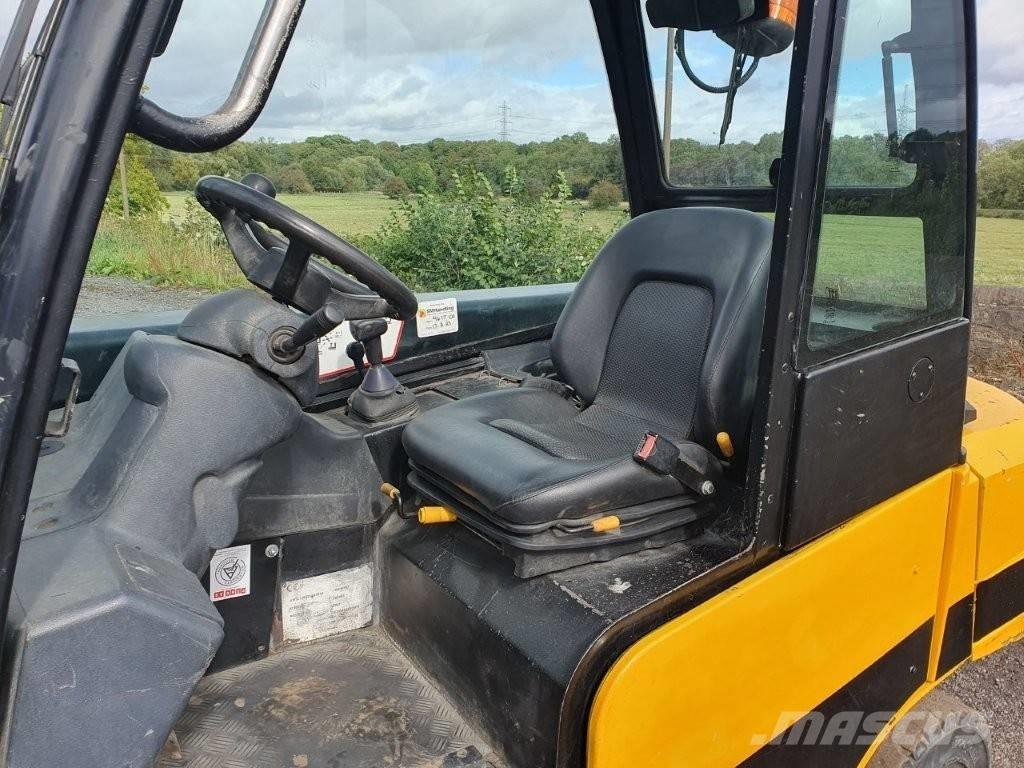 JCB TLT 30 D テレスコーピックハンドラー