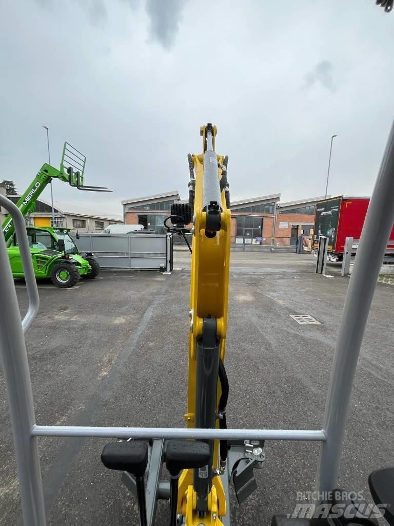 Wacker Neuson EZ 17 ミニ油圧ショベル 7t以下（ミニユンボ・ミニディガー）