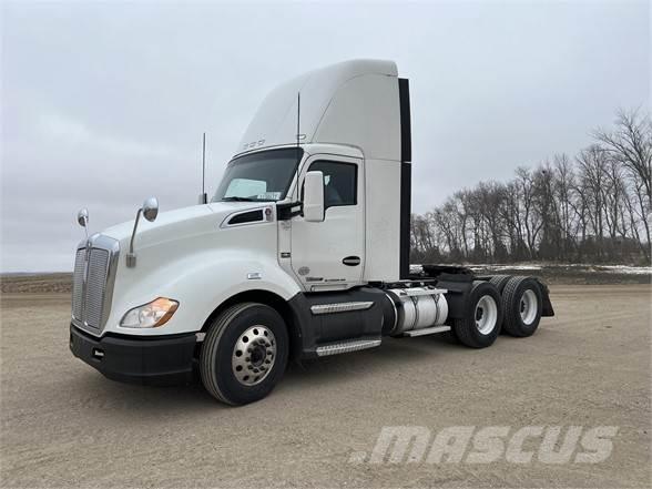 Kenworth T680 中古トラクターヘッド | トレーラーヘッド