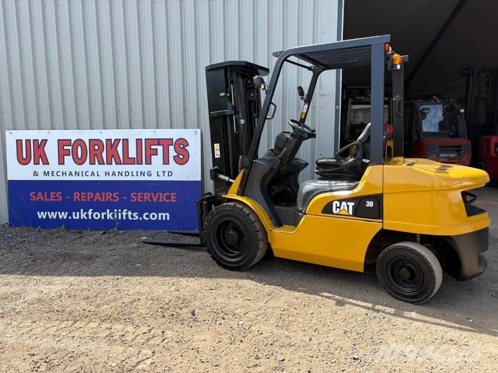 CAT DP30NT ディーゼル・軽油
