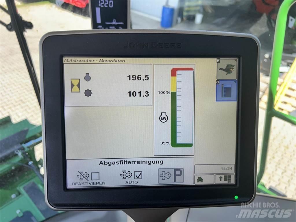 John Deere T560 コンバイン