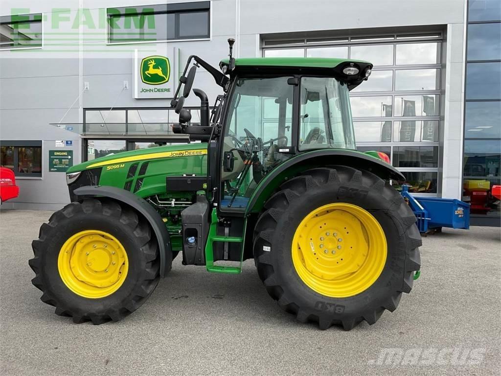 John Deere 5095M トラクター