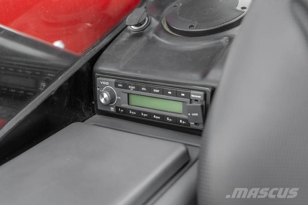 Manitou MT 730 テレスコーピックハンドラー