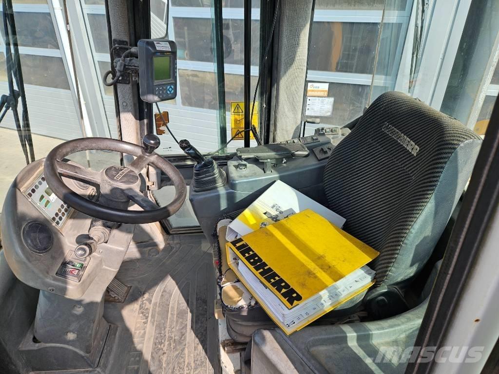 Liebherr L538 ホイールローダー・タイヤショベル