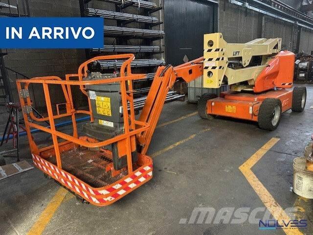 JLG E450AJ ブームリフト　屈伸型