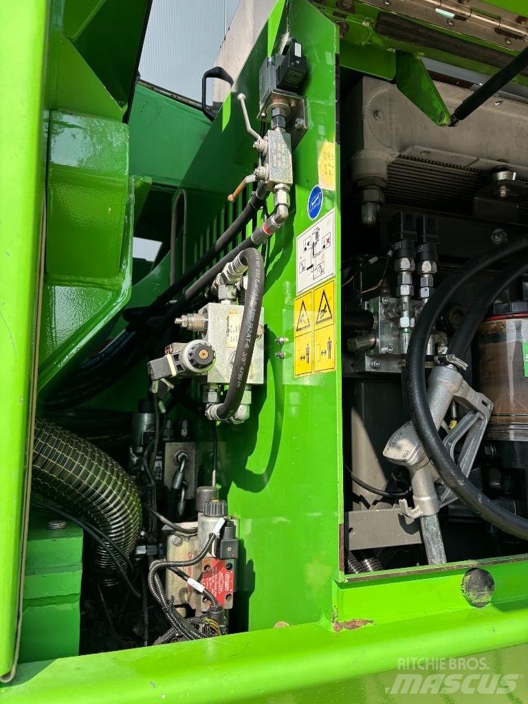 Sennebogen 730 M-HD 廃棄物／工業産廃処理機