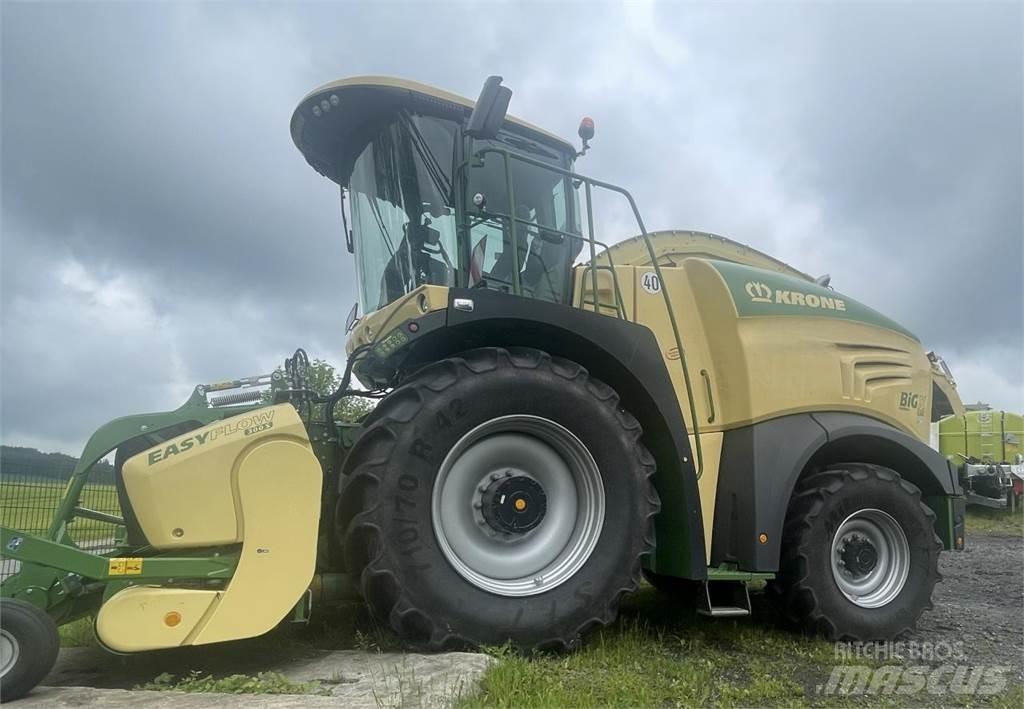 Krone Big X 630 自走式フォレージハーベスター