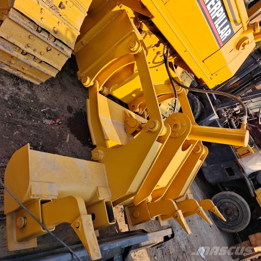 CAT D 6 M ブルドーザー
