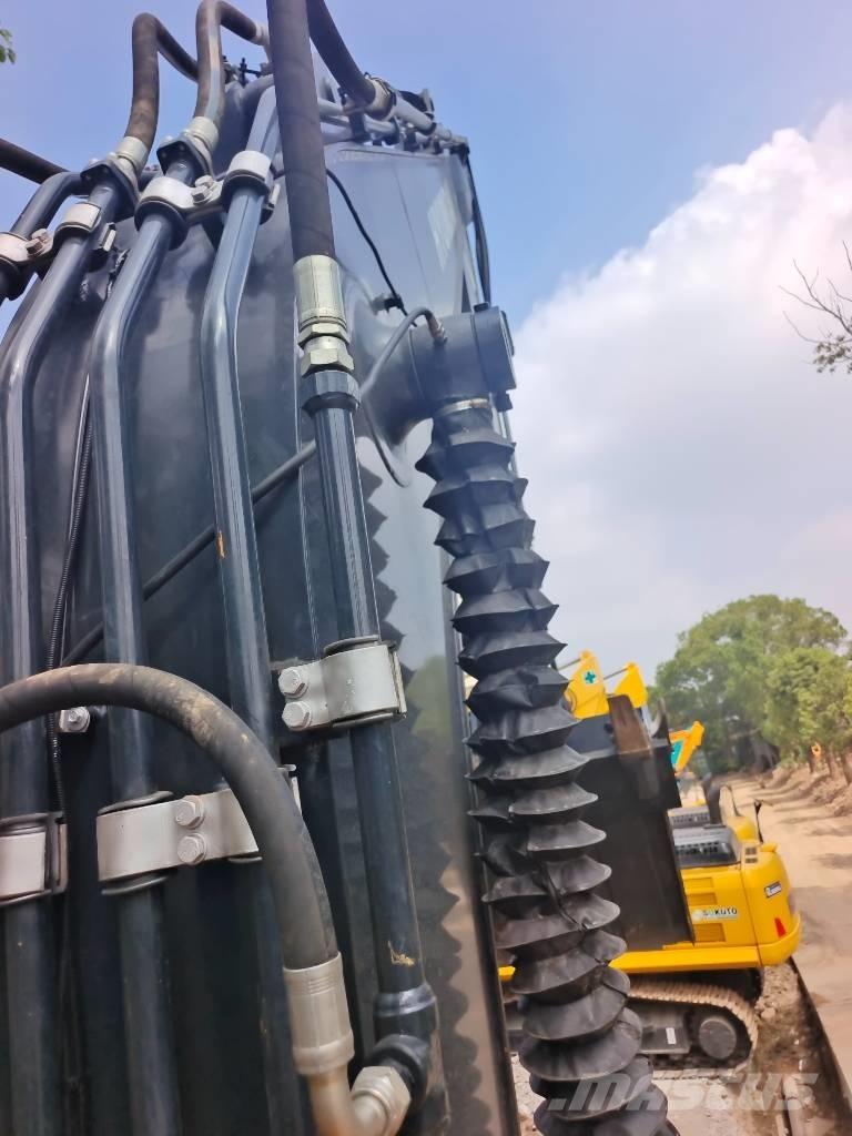 Hyundai HX 220 大型油圧ショベル12t以上（パワーショベル・ユンボ）