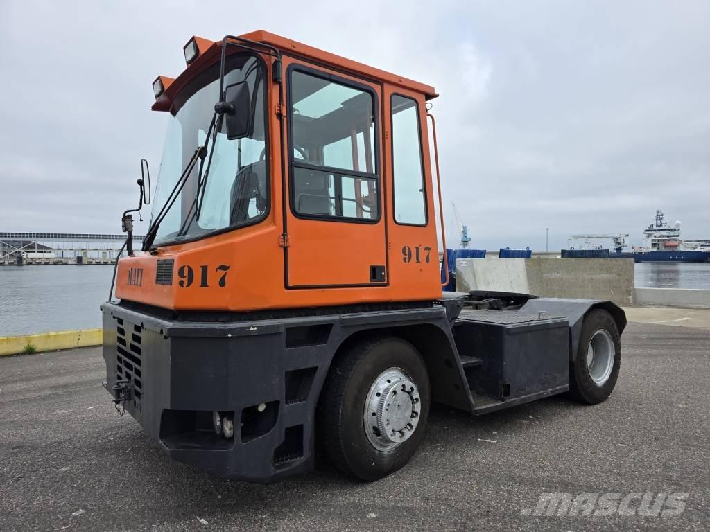 Mafi MT 32 R 4X4 ターミナルトラクター