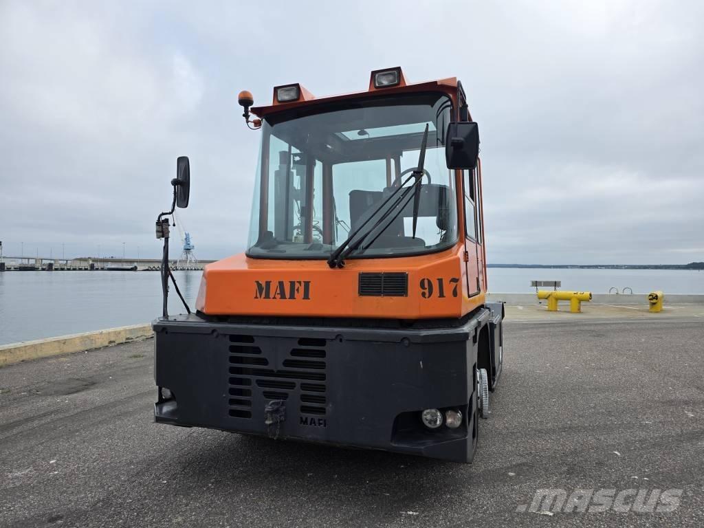 Mafi MT 32 R 4X4 ターミナルトラクター