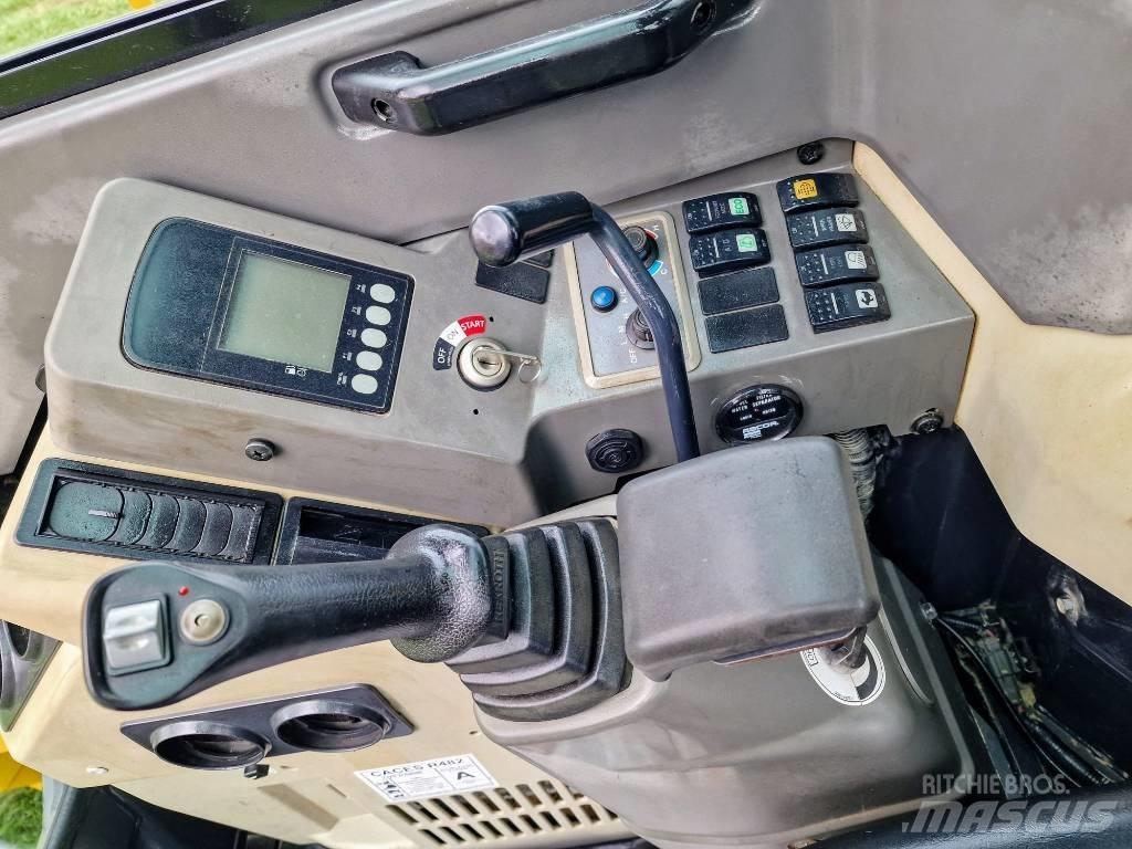 Yanmar Vio 80 中型油圧ショベル 7ｔ-12ｔ（ユンボ・パワーショベル・バックホー）