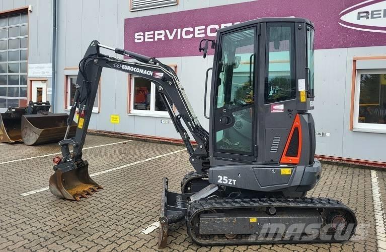 Eurocomach 25 ZT ミニ油圧ショベル 7t以下（ミニユンボ・ミニディガー）