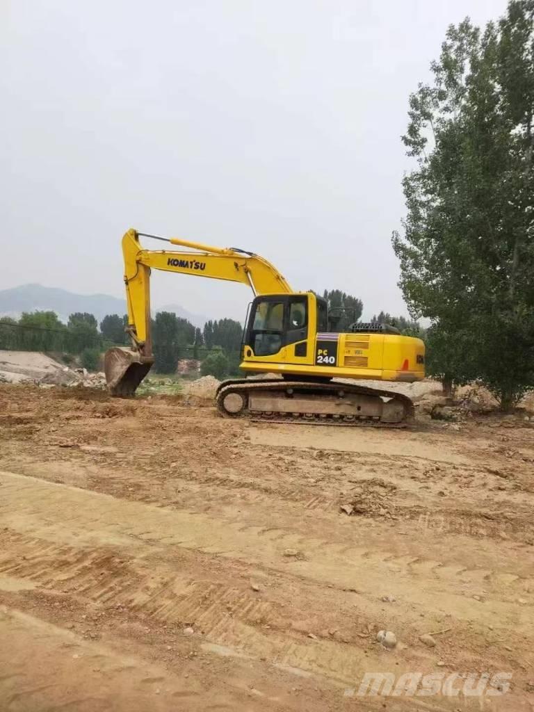 Komatsu PC 240 大型油圧ショベル12t以上（パワーショベル・ユンボ）