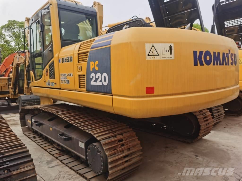 Komatsu PC 220-8 大型油圧ショベル12t以上（パワーショベル・ユンボ）