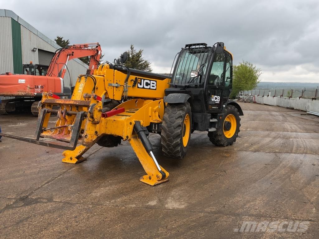 JCB 540v140 テレスコーピックハンドラー