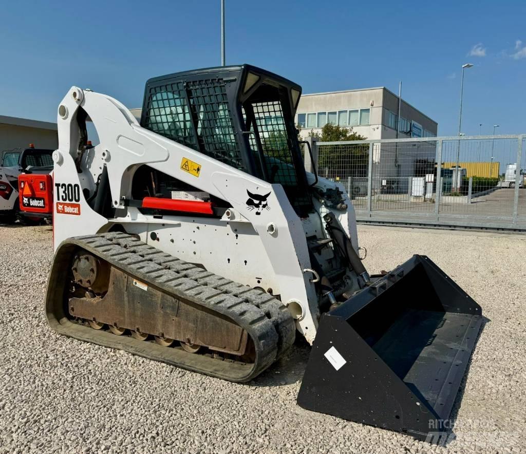 Bobcat T 300 ミニローダー