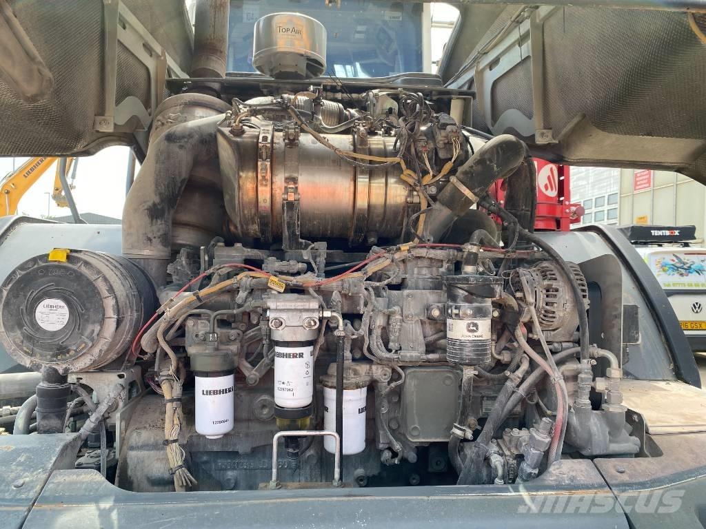 Liebherr L546 ホイールローダー・タイヤショベル