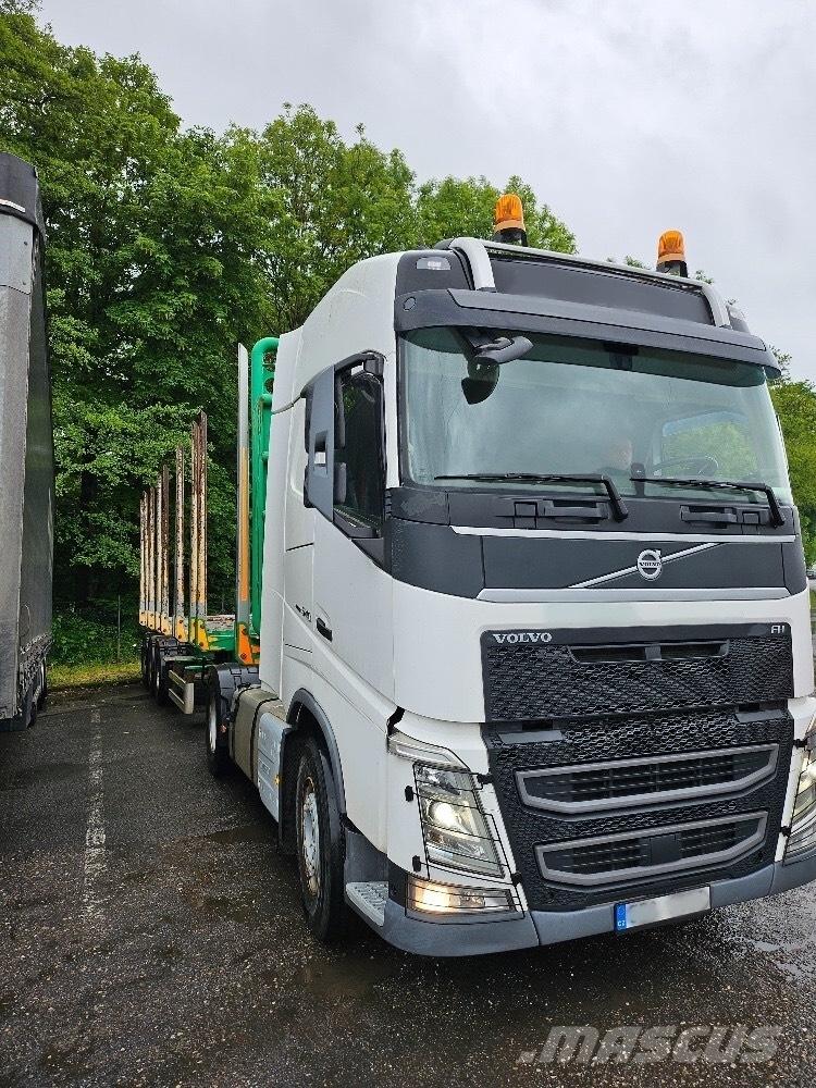 Volvo FH 540 木材トラック