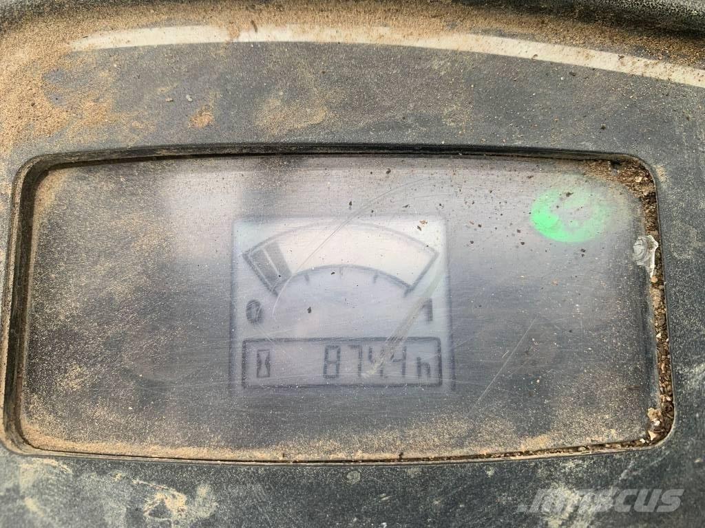 JCB 8025 ZTS ミニ油圧ショベル 7t以下（ミニユンボ・ミニディガー）