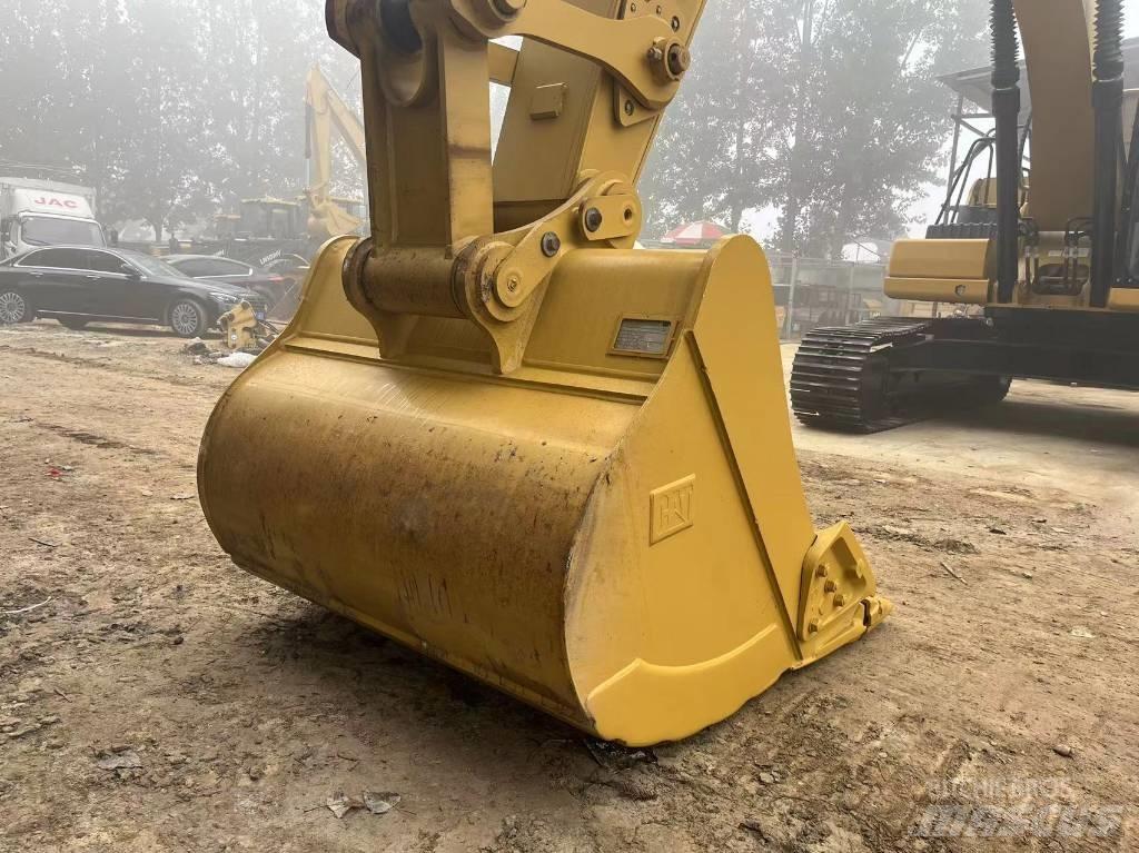 CAT 2021 CAT 330 ホイール式油圧ショベル（パワーショベル・ユンボ・バックホー）