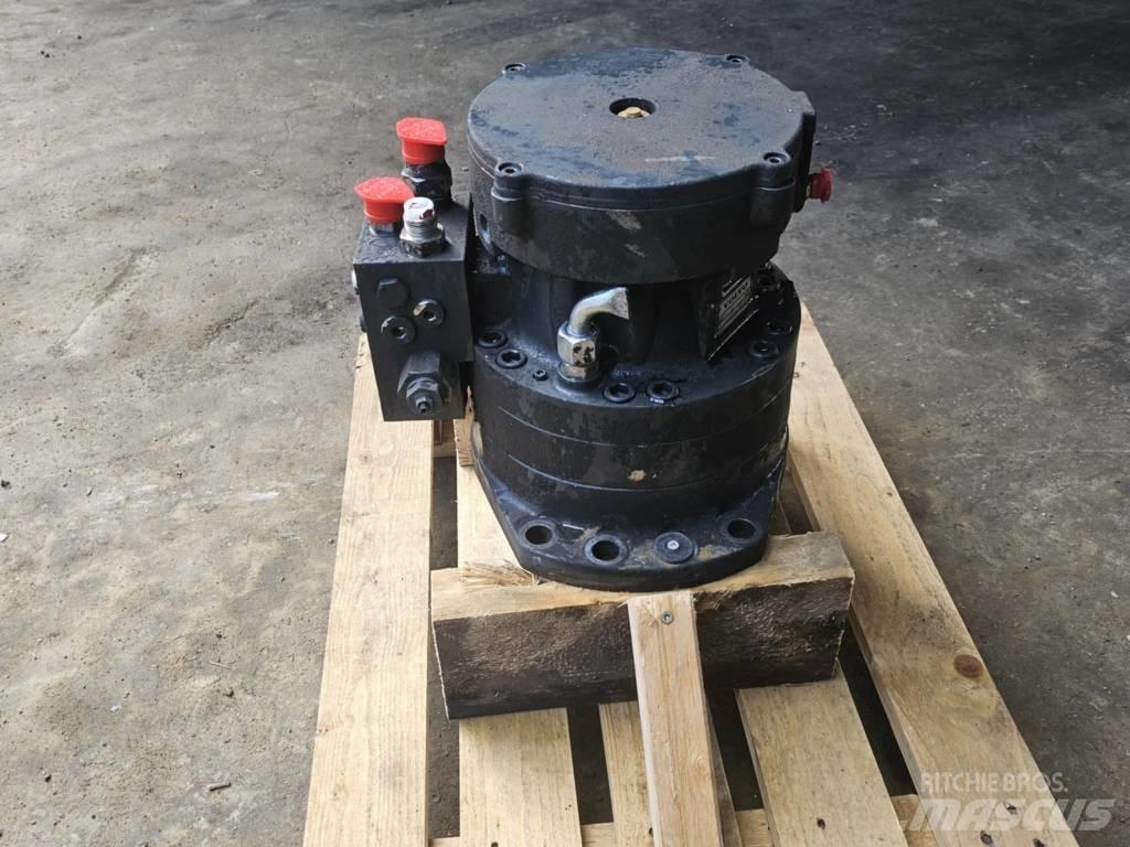 Volvo EW160C 油圧機
