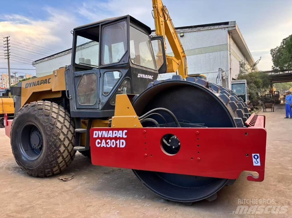 Dynapac CA 301 D タンデムローラ