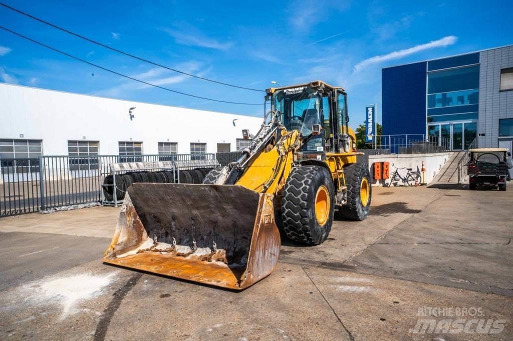 CAT 924G // GODET 3m3 ホイールローダー・タイヤショベル