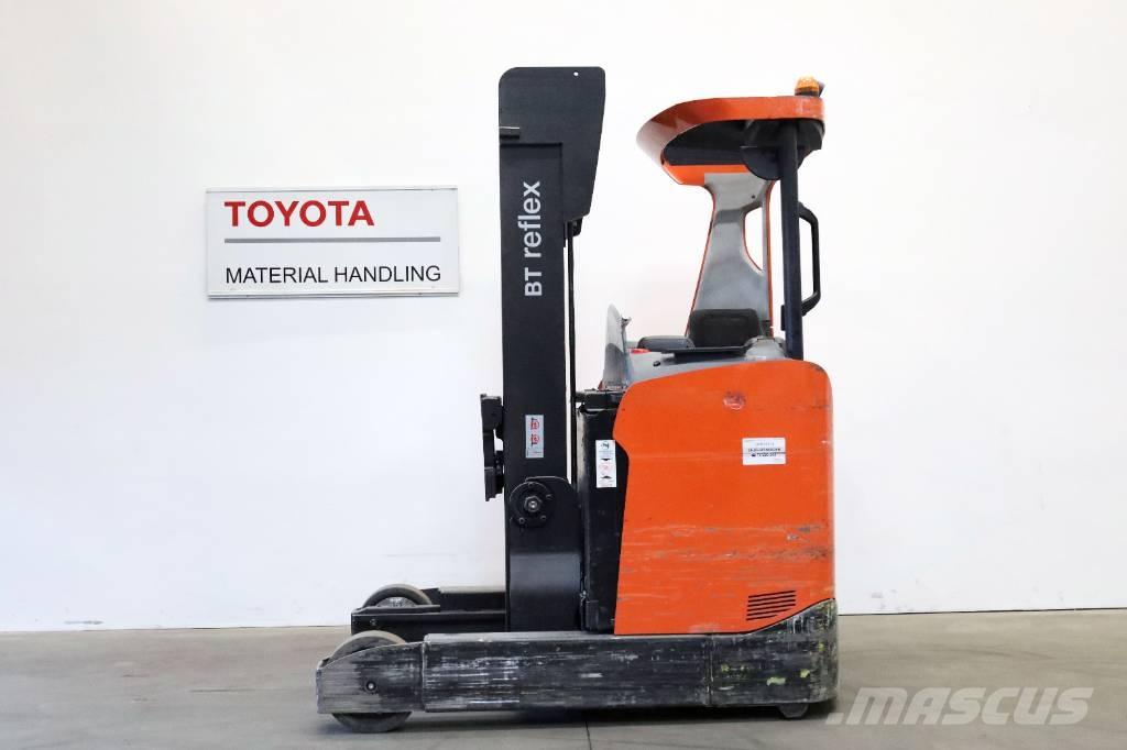 Toyota RRE200H リーチフォークリフト