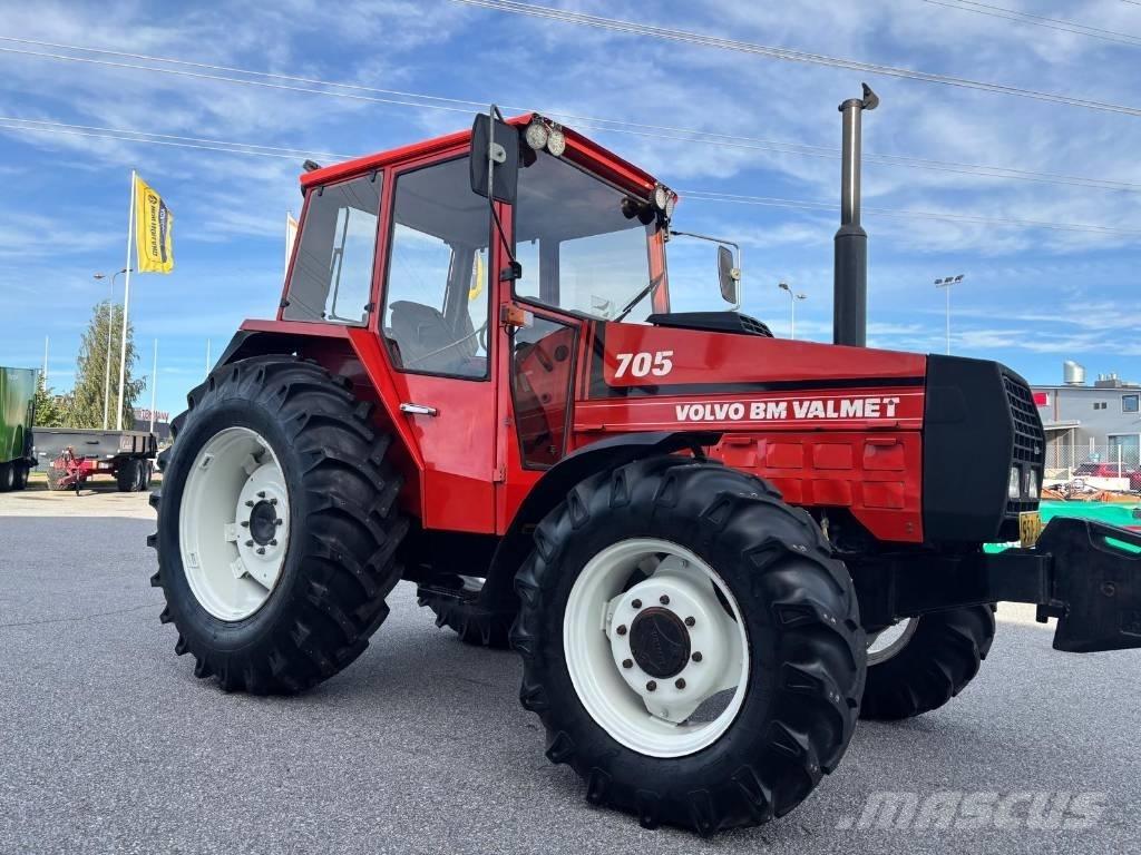 Valmet 705 トラクター