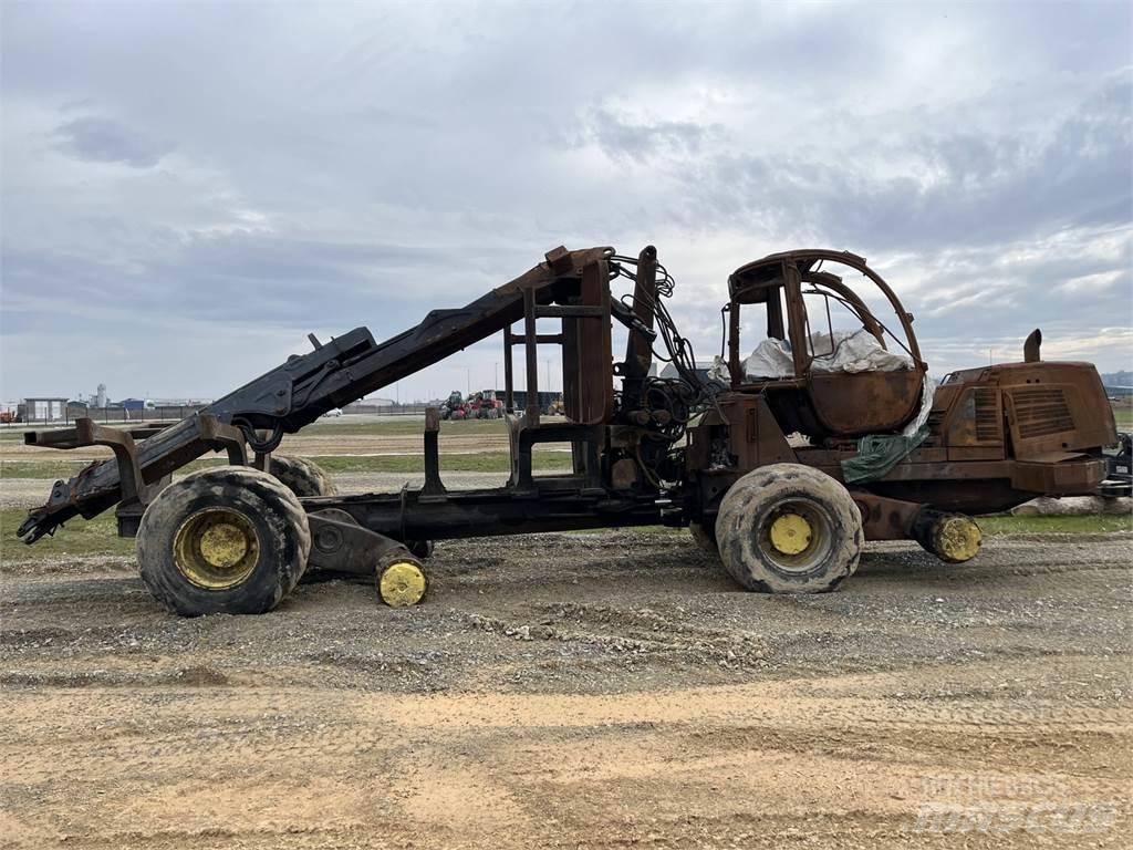 John Deere 1210E フォワーダー