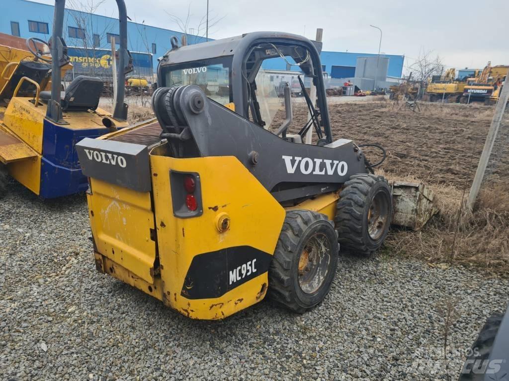 Volvo MC 95 C スキッドステアローダー