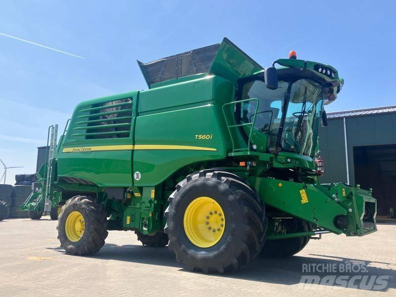 John Deere T 560 i コンバイン