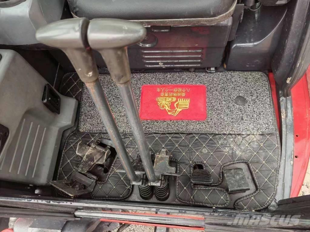 Kubota KX 155 ミニ油圧ショベル 7t以下（ミニユンボ・ミニディガー）