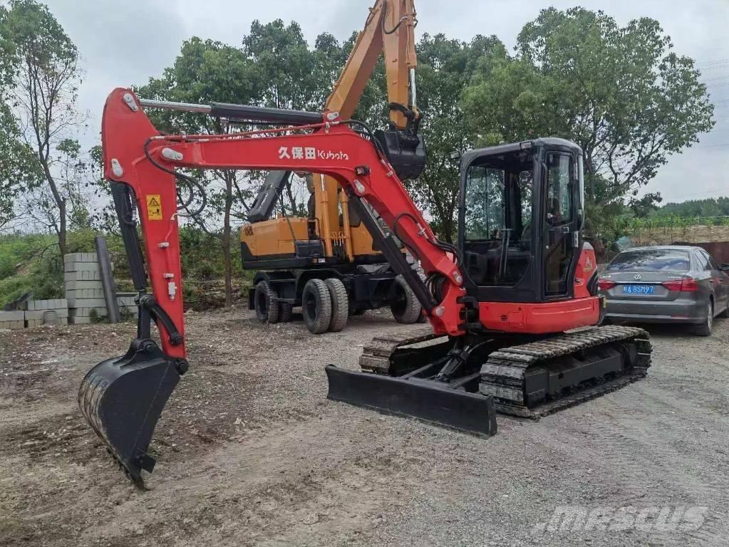 Kubota KX 155 ミニ油圧ショベル 7t以下（ミニユンボ・ミニディガー）